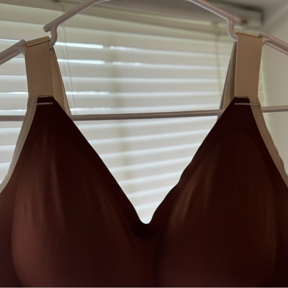 COMFELIE No Underwire Bra - Picture 3 of 4